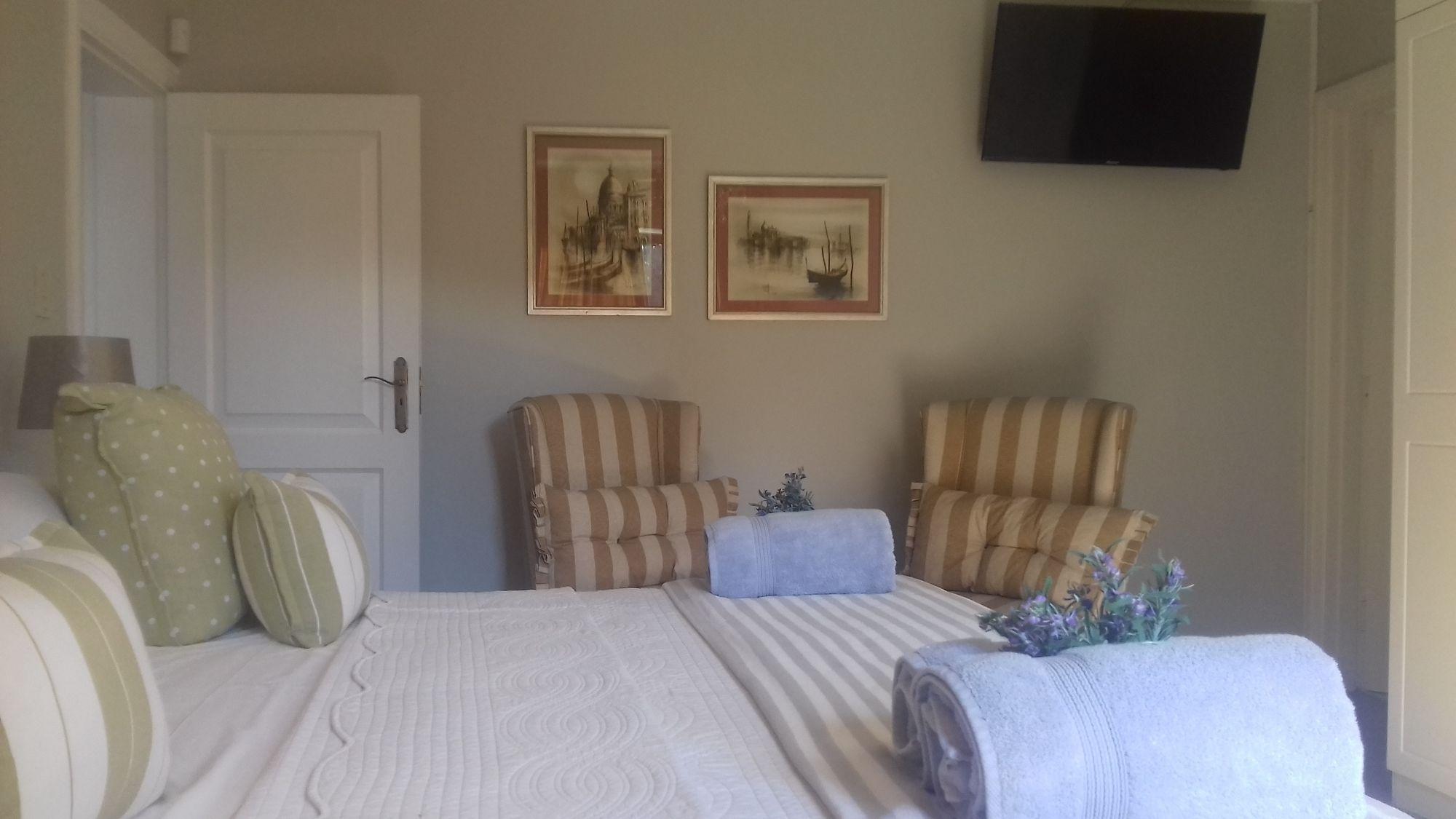 The Whale'S Tale Guesthouse Hermanus Buitenkant foto