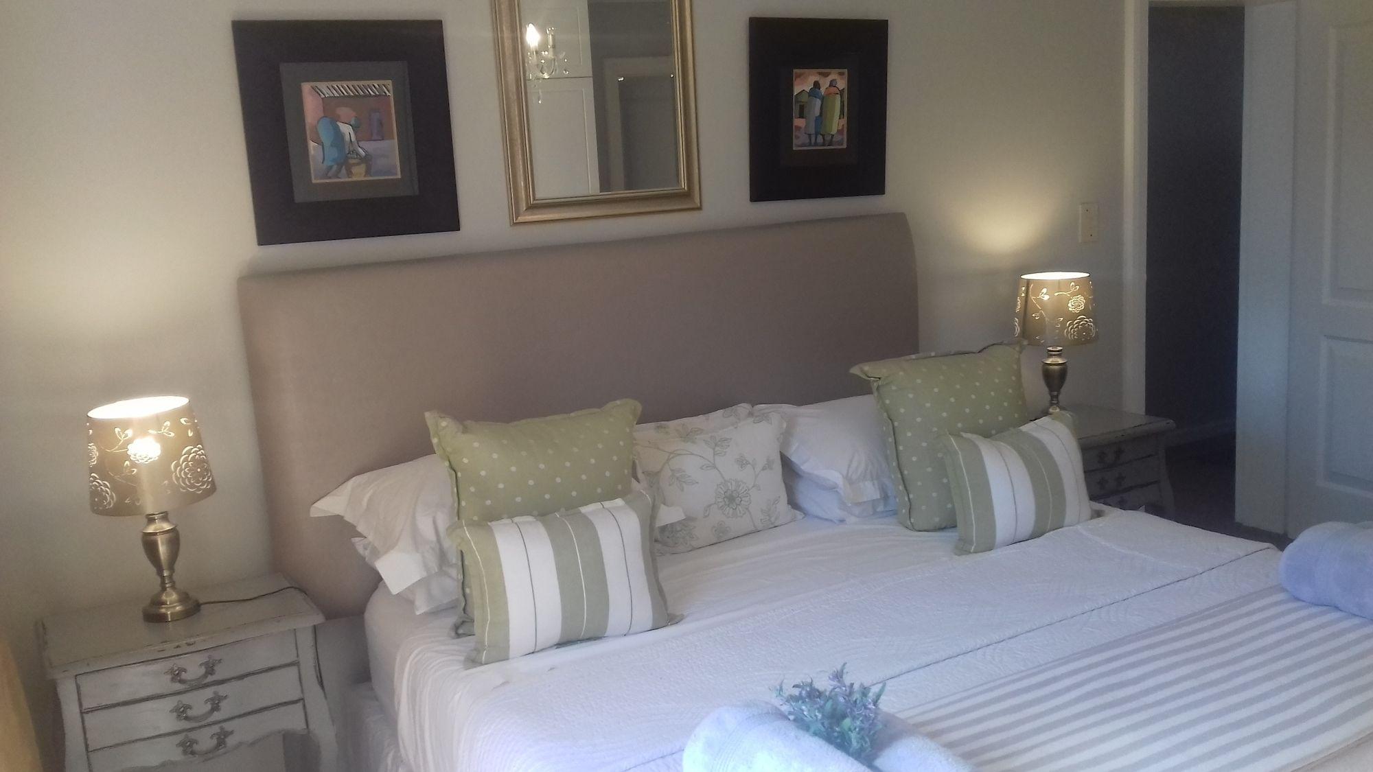The Whale'S Tale Guesthouse Hermanus Buitenkant foto